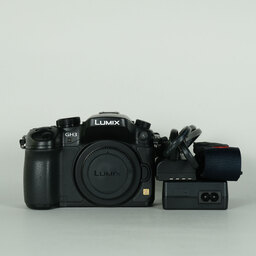 Panasonic LUMIX DMC-GH3 Panasonic LUMIX DMC-GH3
