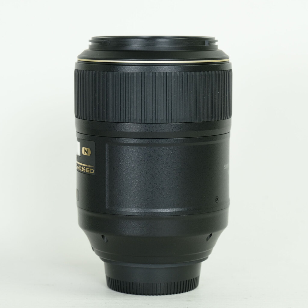 Nikon AF-S VR Micro-Nikkor 105mm f/2.8G IF-ED