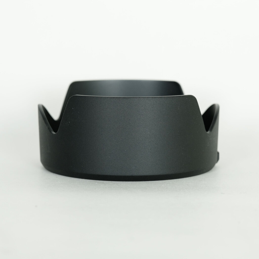 Canon EF-S18-135mm F3.5-5.6 IS USM