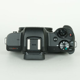 Canon EOS Kiss M Canon EOS Kiss M