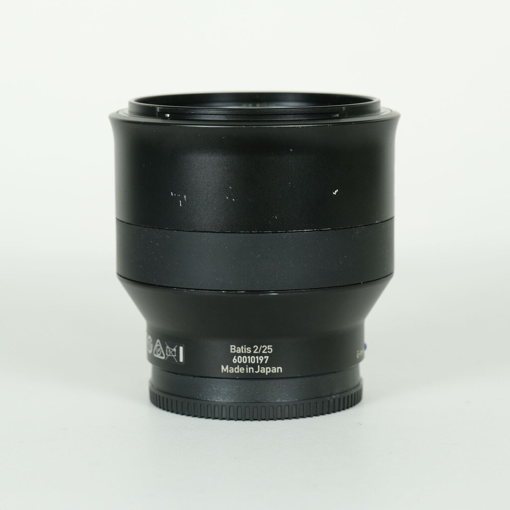 Carl Zeiss Batis 2/25 [�\�j�[E�p]