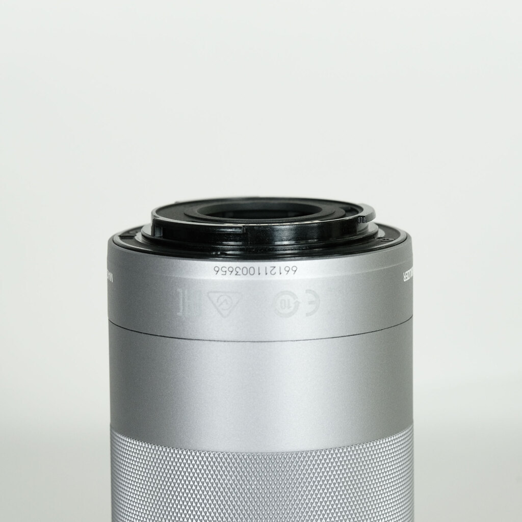 Canon EF-M55-200mm F4.5-6.3 IS STM シルバー