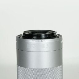 Canon EF-M55-200mm F4.5-6.3 IS STM シルバー