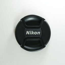 Nikon AF-S DX NIKKOR 18-200mm F3.5-5.6G ED VR II Nikon AF-S DX NIKKOR 18-200mm F3.5-5.6G ED VR II