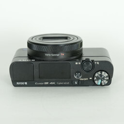 SONY Cyber-shot DSC-RX100M7