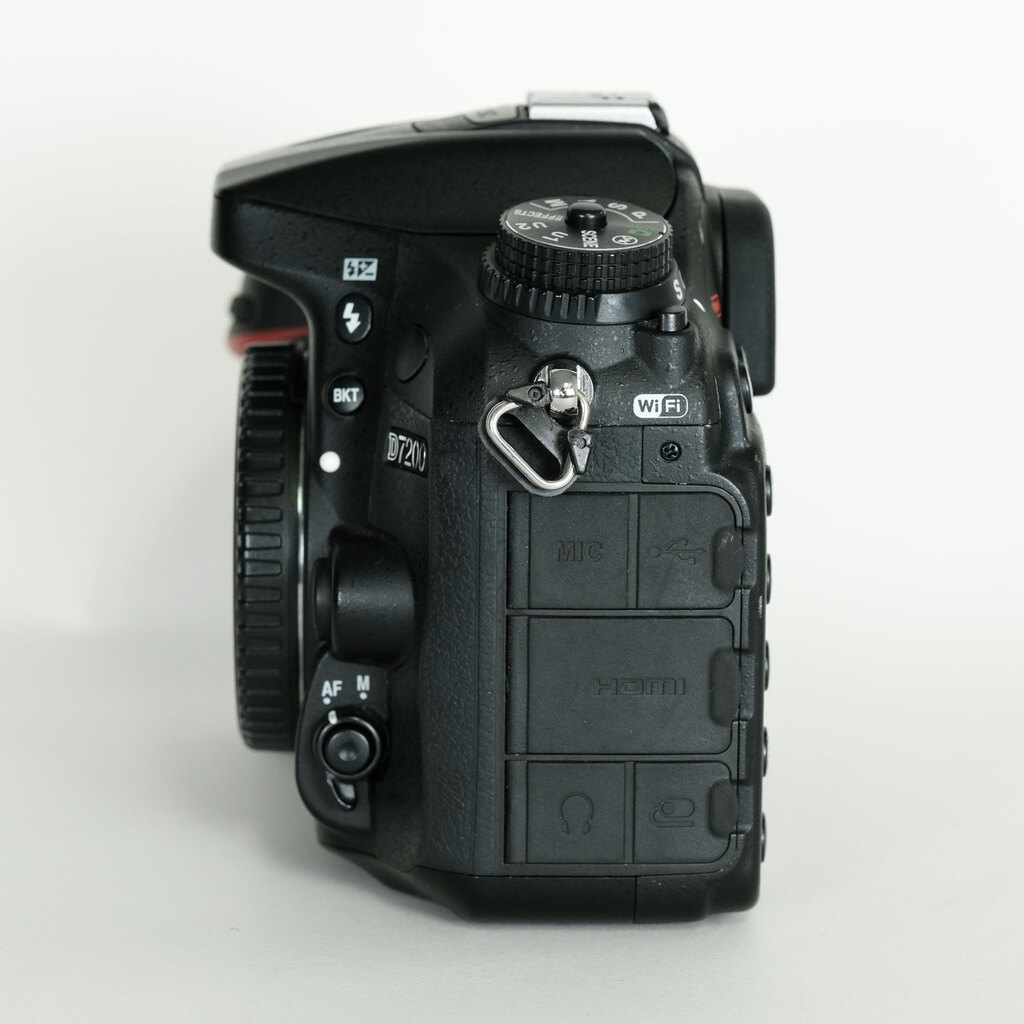 Nikon D7200の出品 | ONE SCENE（ワンシーン）