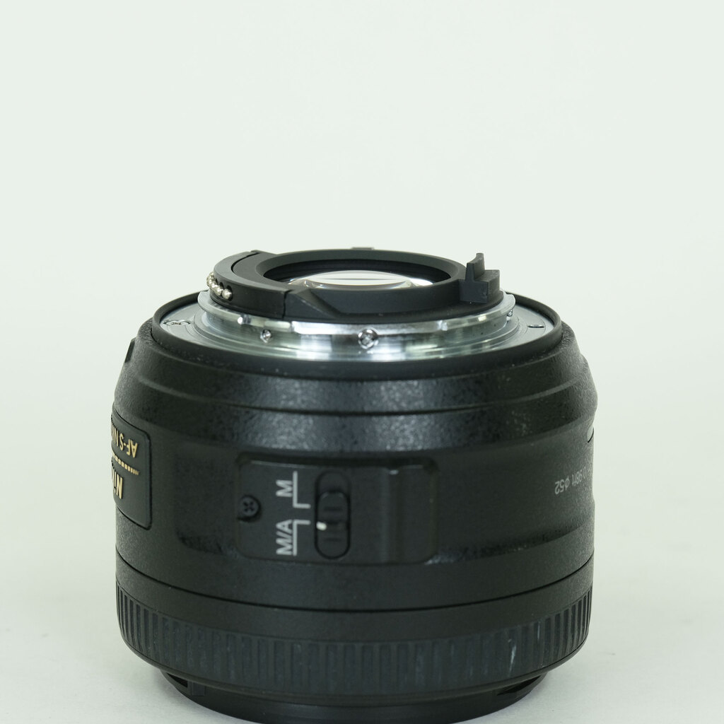 Nikon AF-S DX NIKKOR 35mm f/1.8G