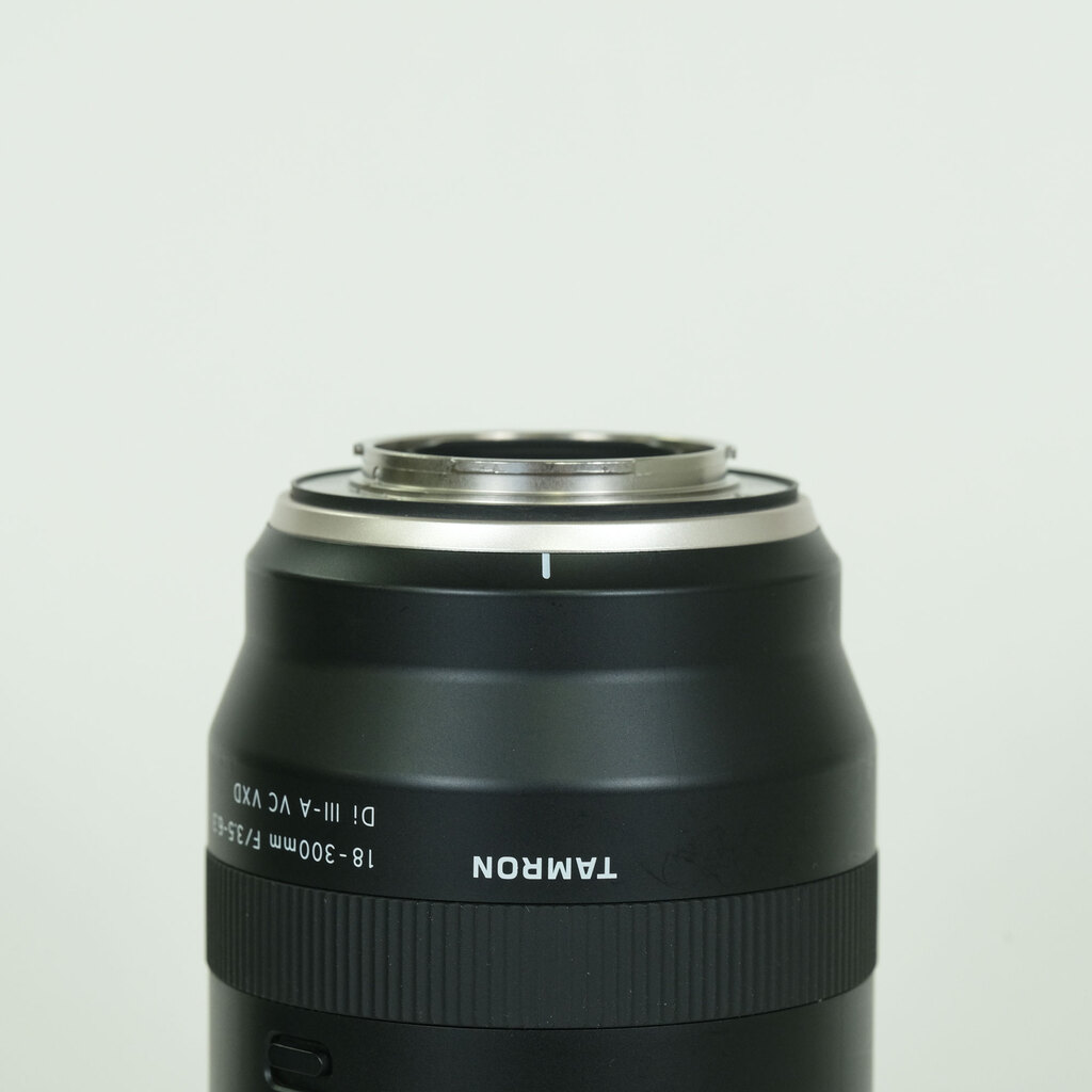 TAMRON 18-300mm F/3.5-6.3 Di III-A VC VXD (Model B061) [フジフイルムX用]