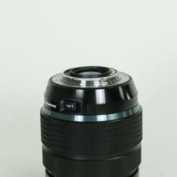 OLYMPUS M.ZUIKO DIGITAL ED 12-40mm F2.8 PRO OLYMPUS M.ZUIKO DIGITAL ED 12-40mm F2.8 PRO