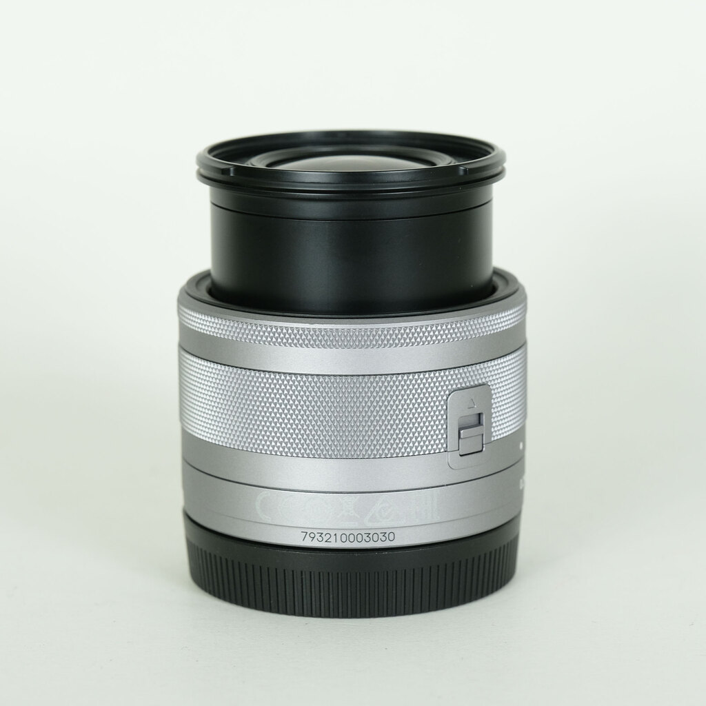 Canon EF-M15-45mm F3.5-6.3 IS STM