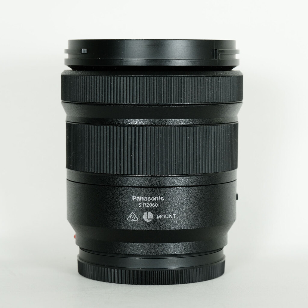 Panasonic LUMIX S 20-60mm F3.5-5.6 Panasonic LUMIX S 20-60mm F3.5-5.6