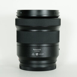 Panasonic LUMIX S 20-60mm F3.5-5.6 Panasonic LUMIX S 20-60mm F3.5-5.6