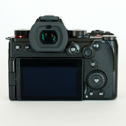 Panasonic LUMIX S5II DC-S5M2