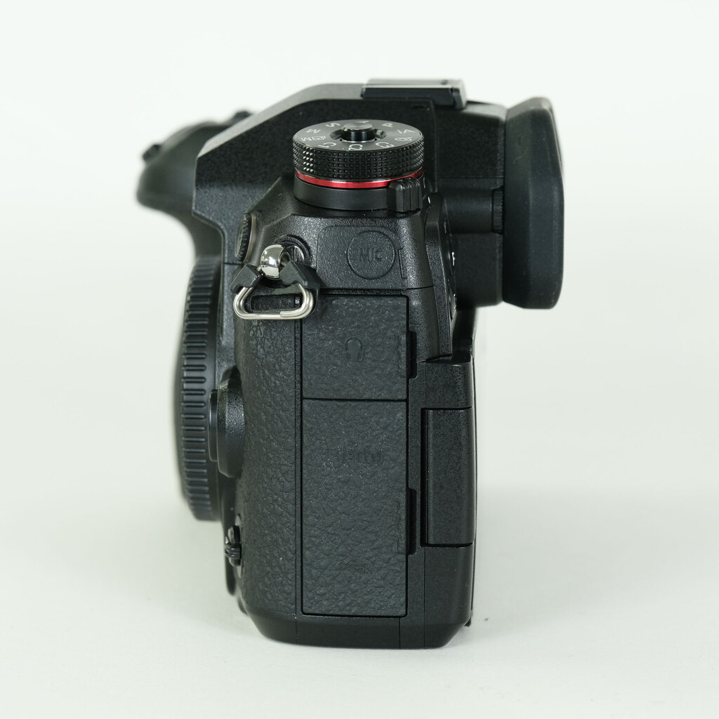 Panasonic LUMIX DC-G9 PRO