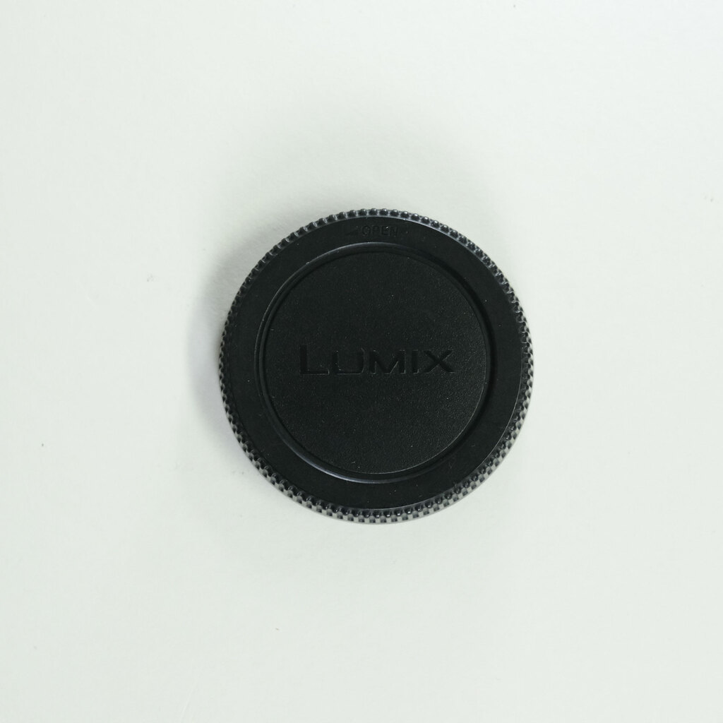 Panasonic LUMIX G VARIO 14-42mm F3.5-5.6II ASPH. MEGA O.I.S. シルバー H-FS1442A-S Panasonic LUMIX G VARIO 14-42mm F3.5-5.6II ASPH. MEGA O.I.S. シルバー H-FS1442A-S