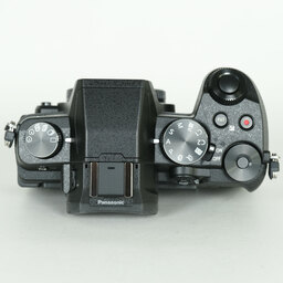 Panasonic LUMIX DMC-G8 Panasonic LUMIX DMC-G8