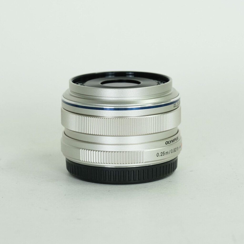 OLYMPUS M.ZUIKO DIGITAL 17mm F1.8