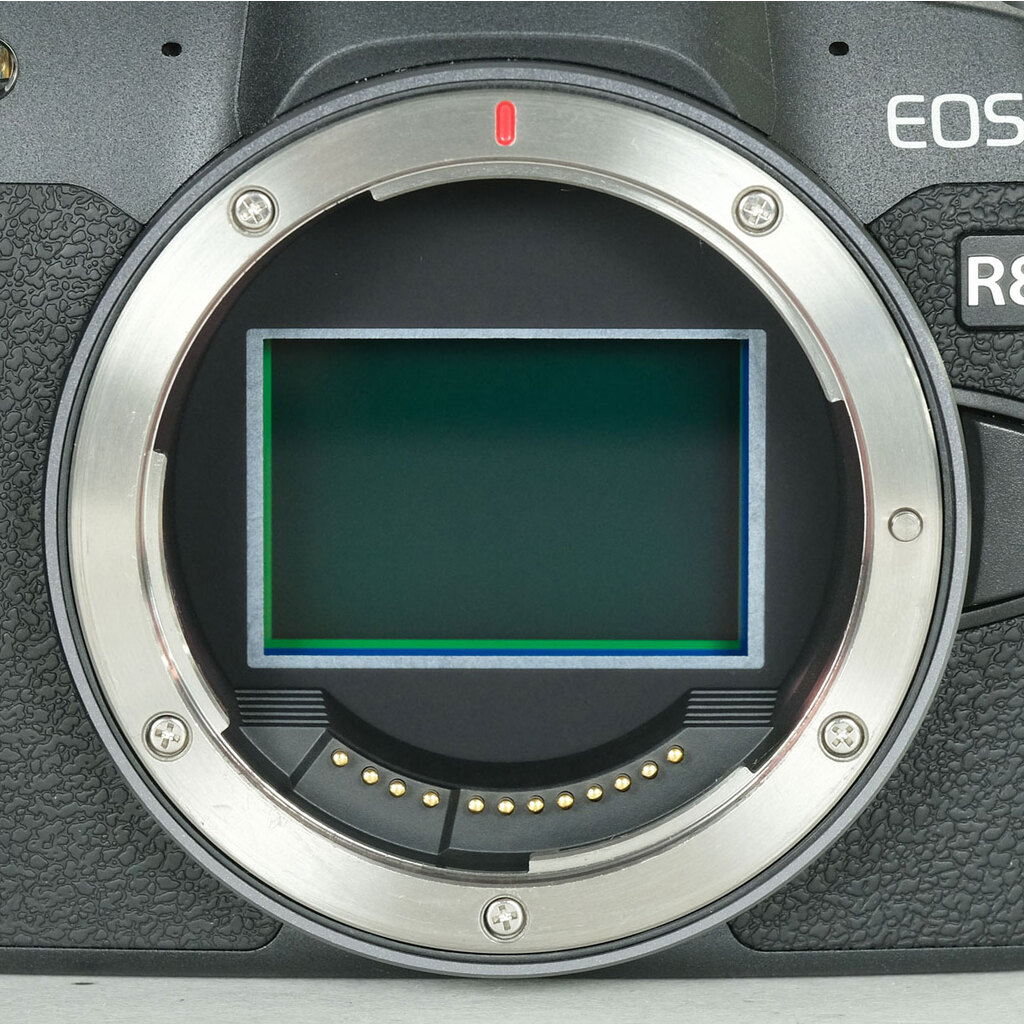 Canon EOS R8 Canon EOS R8