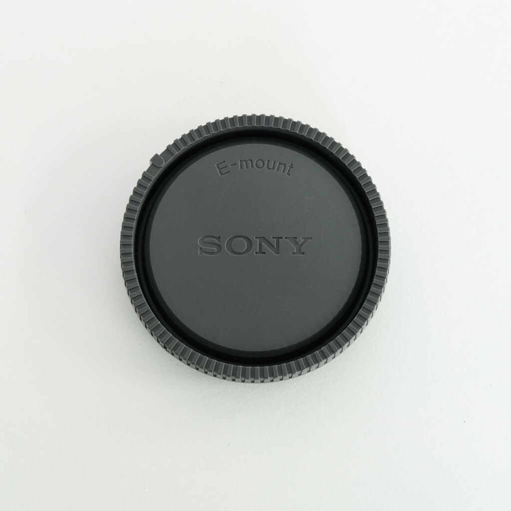 SONY FE 28mm F2 SEL28F20