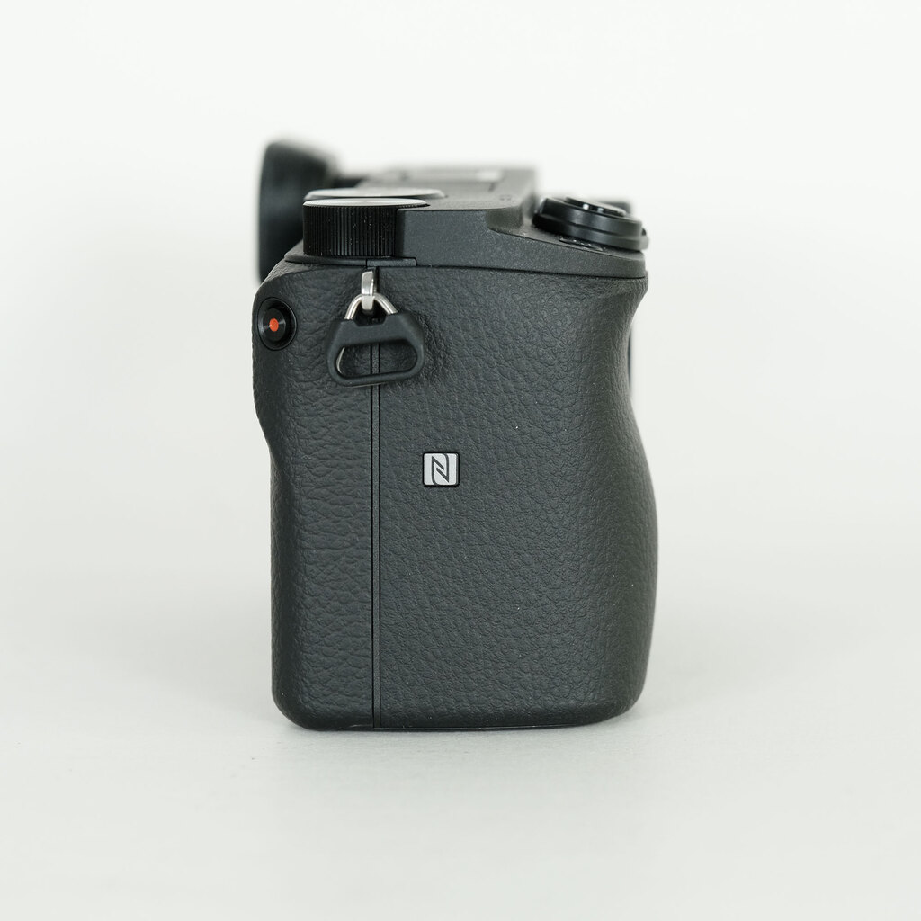 SONY α6400（ILCE-6400）