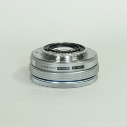 OLYMPUS M.ZUIKO DIGITAL ED 14-42mm F3.5-5.6 EZ シルバー