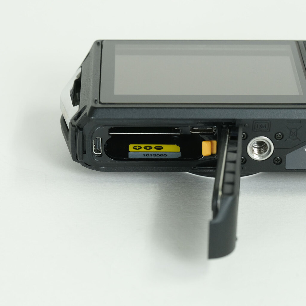 RICOH WG-7 ブラック