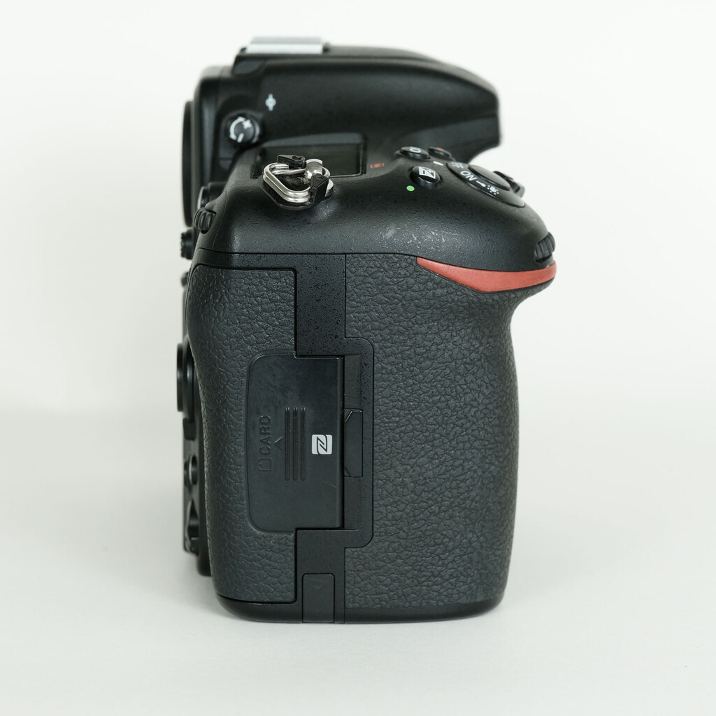 Nikon D500 ボディ Nikon デジタル一眼レフカメラ D500 ボディ