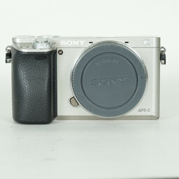 SONY α6000（ILCE-6000）