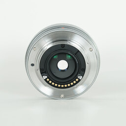 OLYMPUS M.ZUIKO DIGITAL ED 14-42mm F3.5-5.6 EZ シルバー