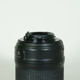 Nikon AF-S DX NIKKOR 18-55mm F3.5-5.6 G VR