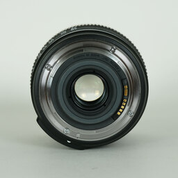 Canon EF-S15-85mm F3.5-5.6 IS USM
