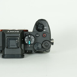 SONY α7 IV(ILCE-7M4) SONY α7 IV(ILCE-7M4)