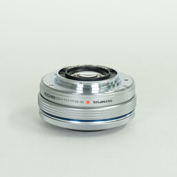 OLYMPUS M.ZUIKO DIGITAL ED 14-42mm F3.5-5.6 EZ シルバー