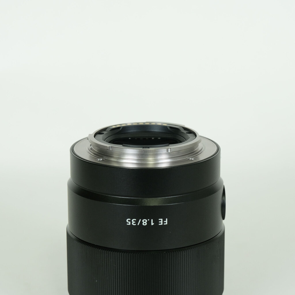SONY FE 35mm F1.8 SEL35F18F