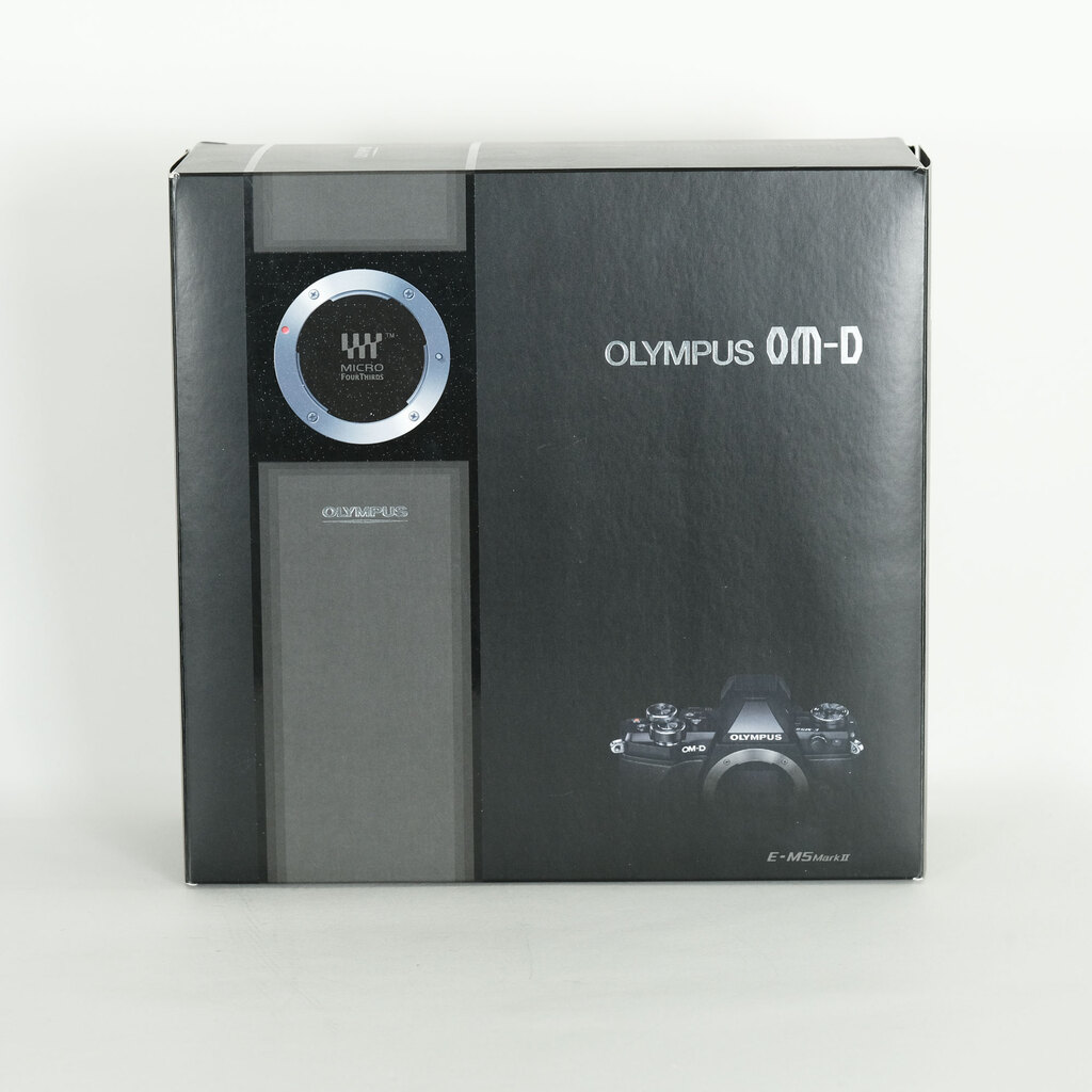 OLYMPUS OM-D E-M5 Mark II