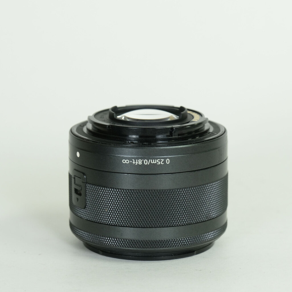 Canon EF-M15-45mm F3.5-6.3 IS STM