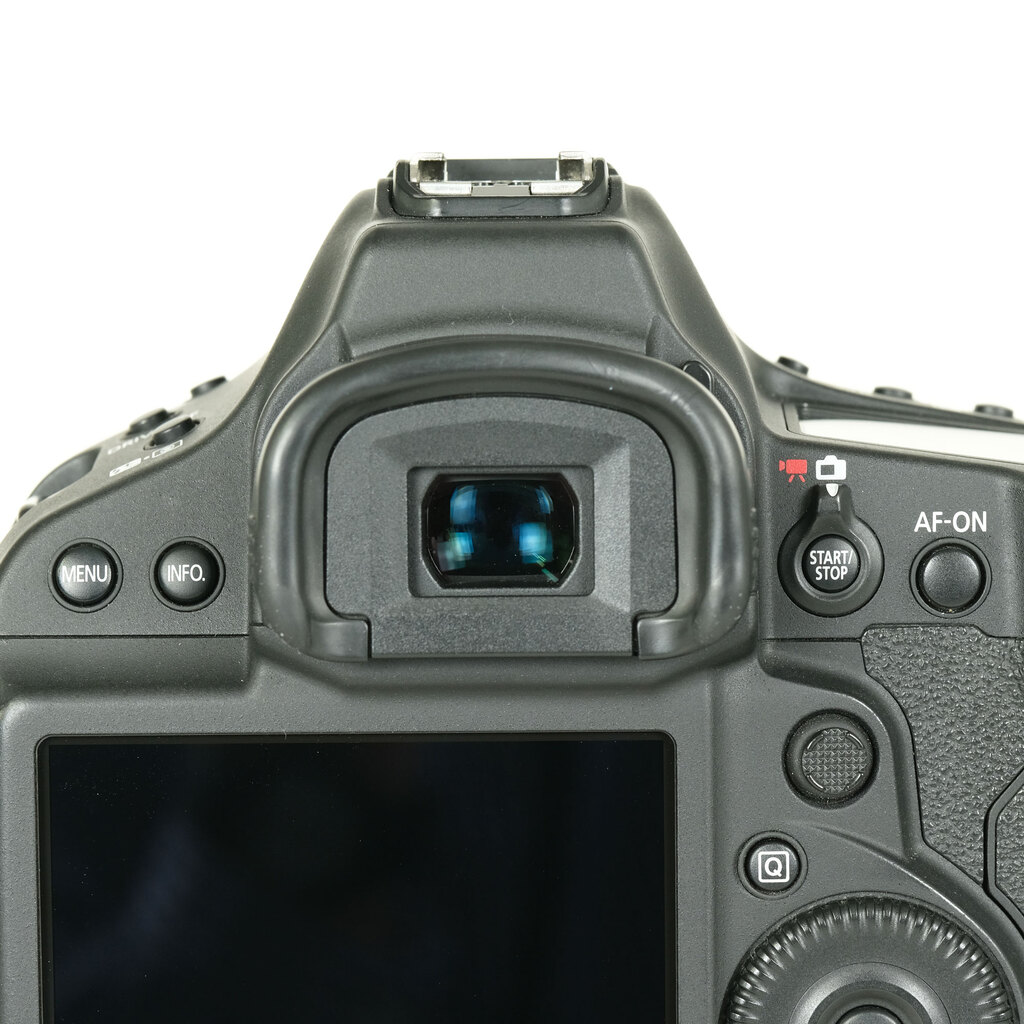 Canon EOS-1D X Mark II