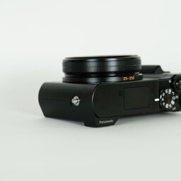 Panasonic LUMIX DMC-TX1