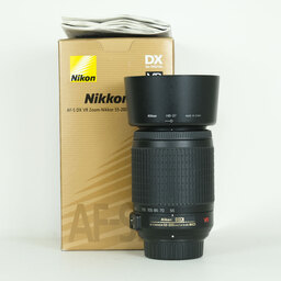 Nikon AF-S DX VR Zoom-Nikkor 55-200mm F4-5.6G IF-ED Nikon AF-S DX VR Zoom-Nikkor 55-200mm F4-5.6G IF-ED