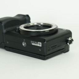 SONY α6400(ILCE-6400) SONY α6400(ILCE-6400)