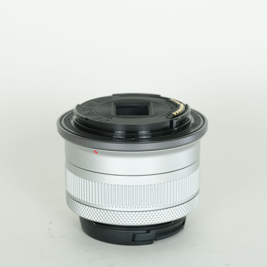 Canon RF-S 18-45mm F4.5-6.3 IS STM
