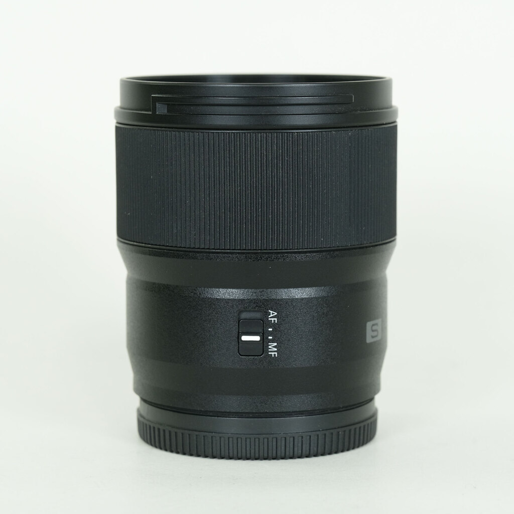 Panasonic LUMIX S 50mm F1.8 Panasonic LUMIX S 50mm F1.8