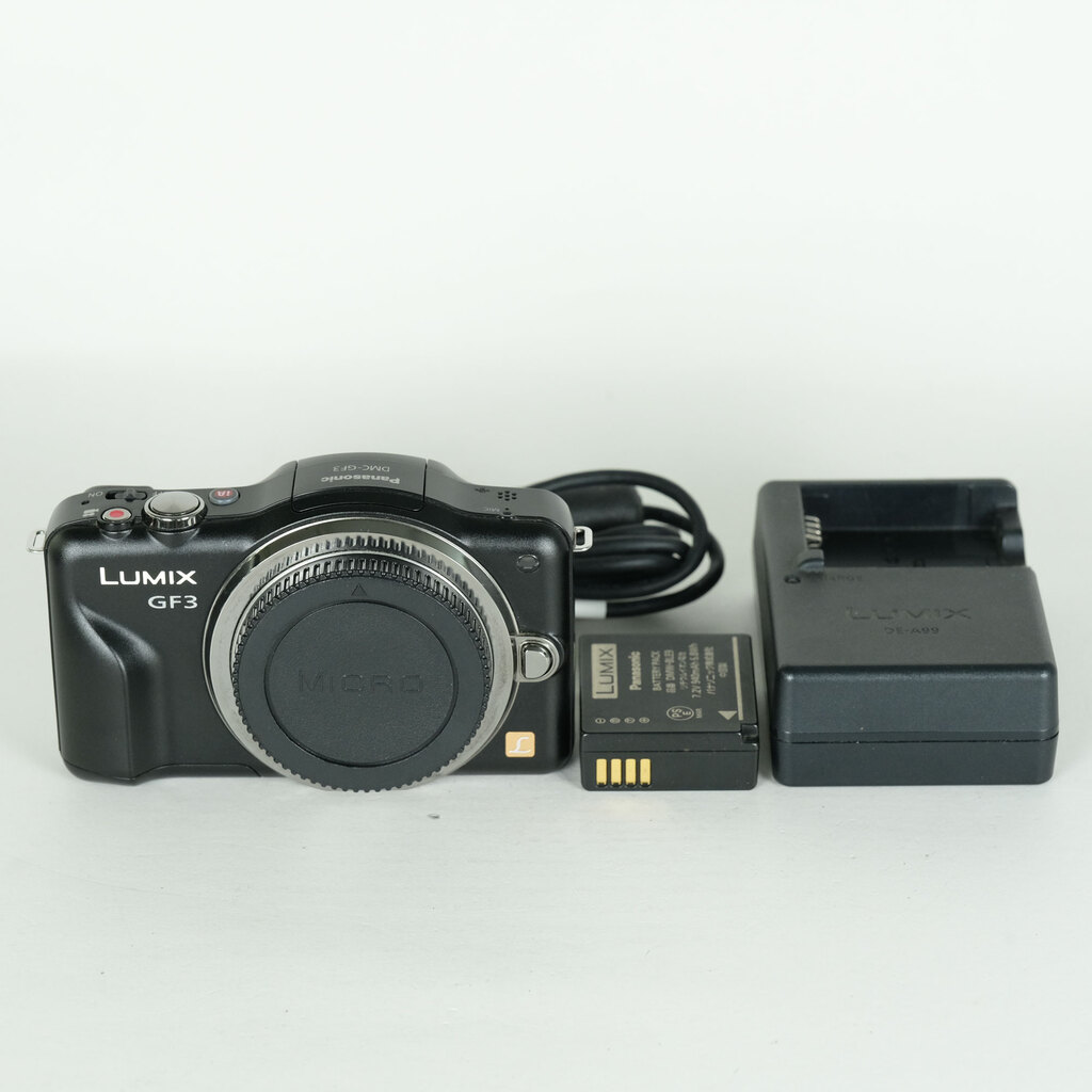 Panasonic LUMIX DMC-GF3-K �{�f�B �G�X�v���u���b�N