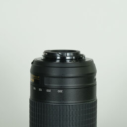 Nikon AF-P DX NIKKOR 70-300mm f/4.5-6.3G ED VR Nikon AF-P DX NIKKOR 70-300mm f/4.5-6.3G ED VR