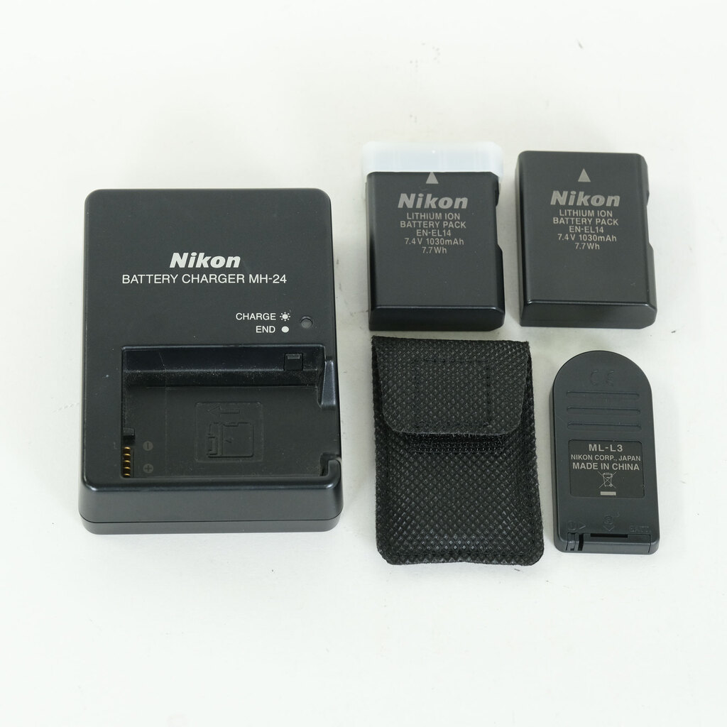 Nikon D5200 ボディ ブラック