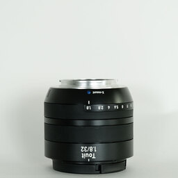 Carl Zeiss Touit 1.8/32 [フジフイルムX用]