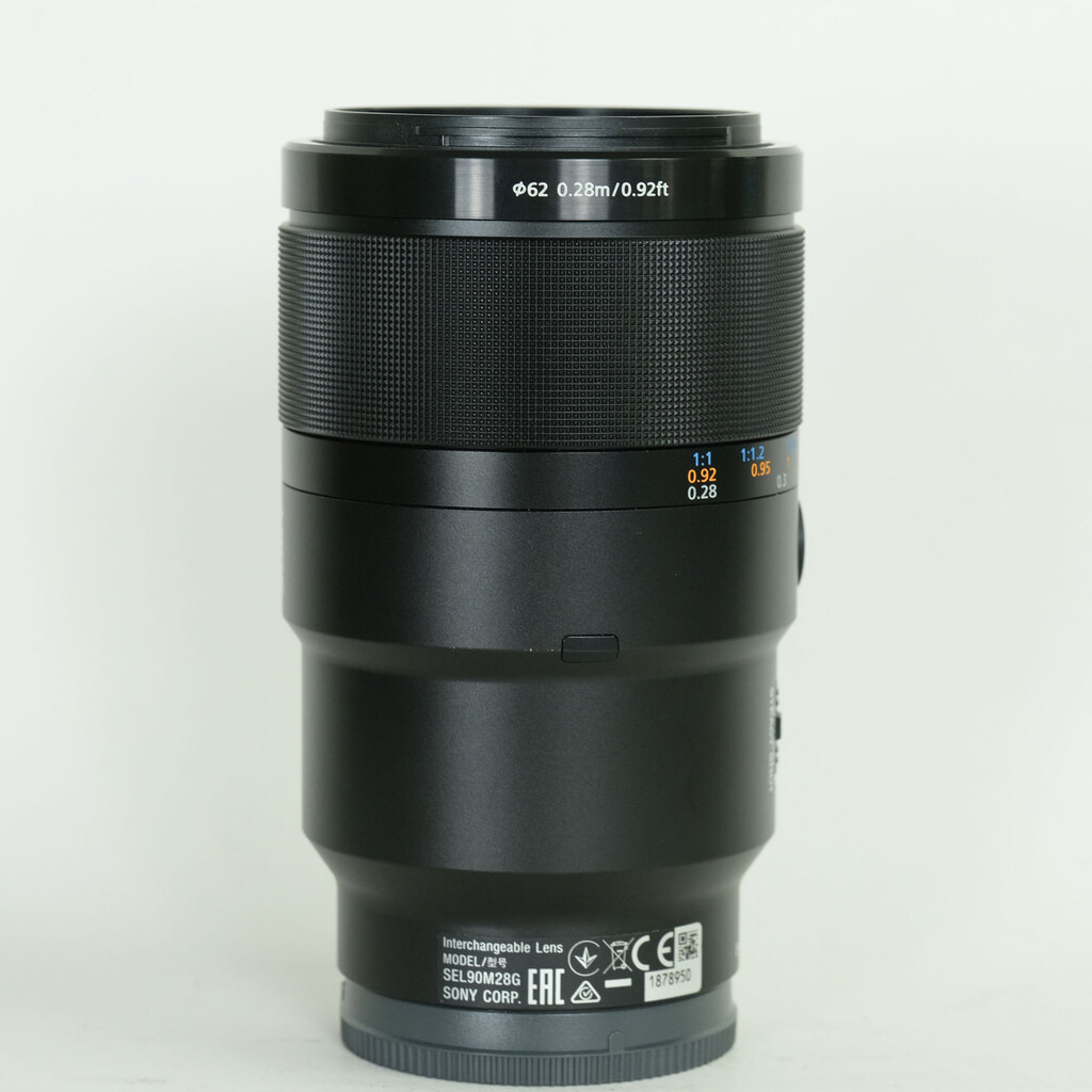 SONY FE 90mm F2.8 Macro G OSS SEL90M28G
