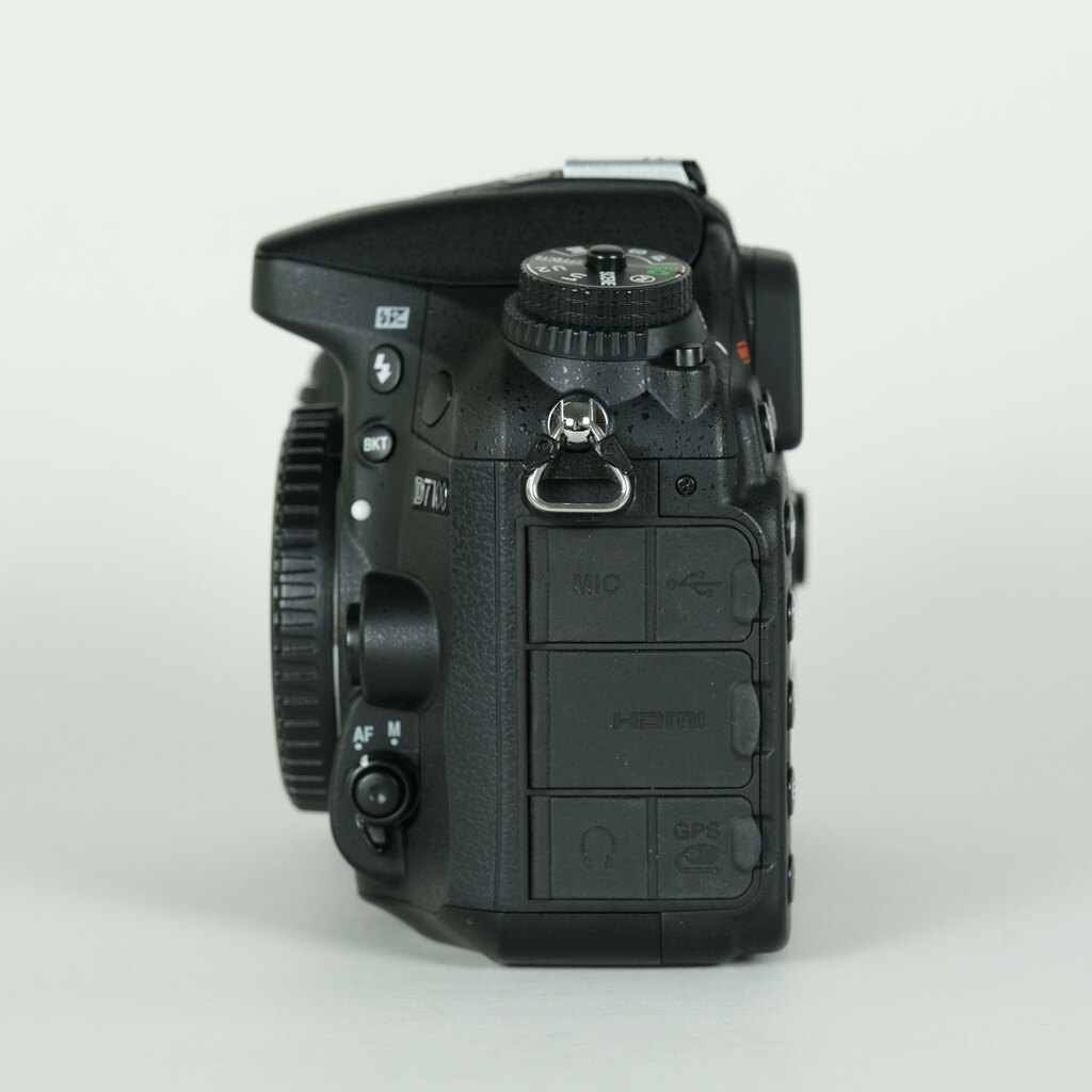Nikon D7100