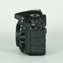Nikon D7100