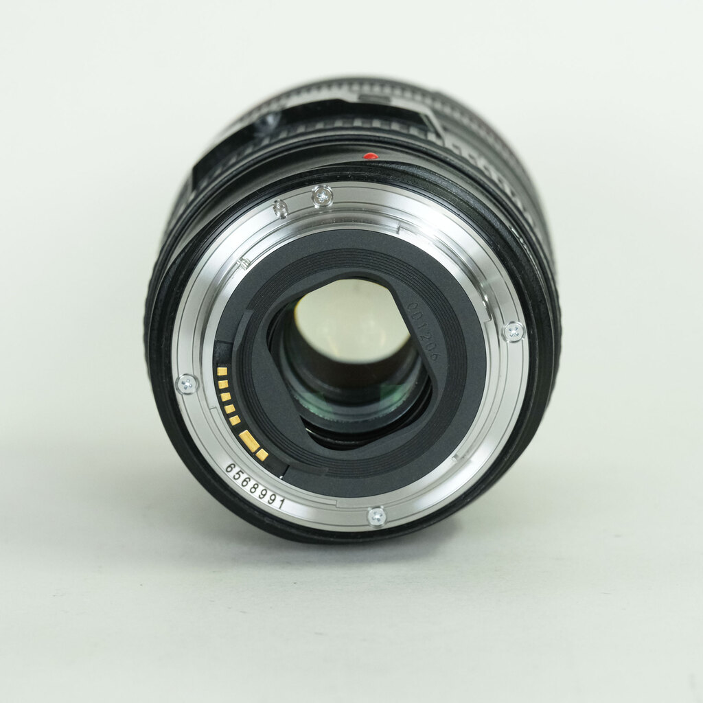 Canon EF24-105mm F4L IS USM Canon EF24-105mm F4L IS USM